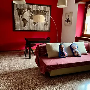 La Casa Di Marty Italy