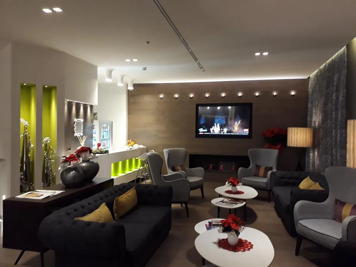 Hotel Soperga Milano 3*,